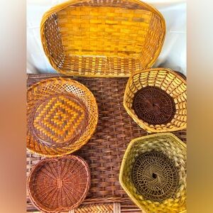 Set of 5 Vintage Boho Wicker Wall Baskets – Natural Rattan Wall Decor